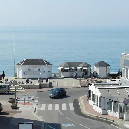 L'horizon Vue Et Falaises