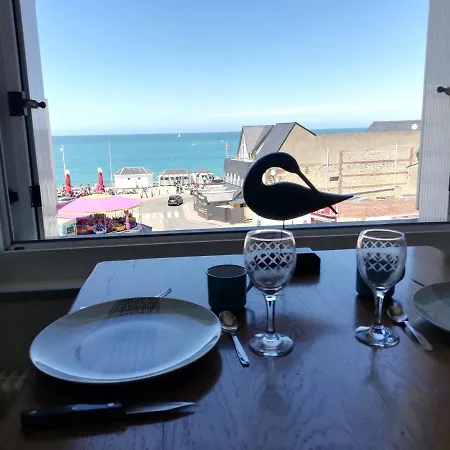 L'horizon Vue Et Falaises Fécamp