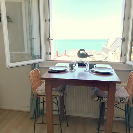 Διαμέρισμα L'horizon Vue Et Falaises