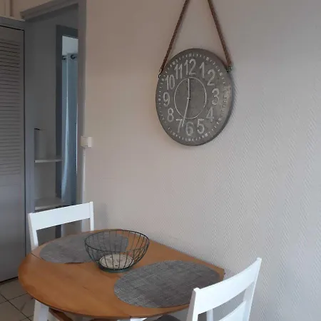 L'horizon Vue Et Falaises